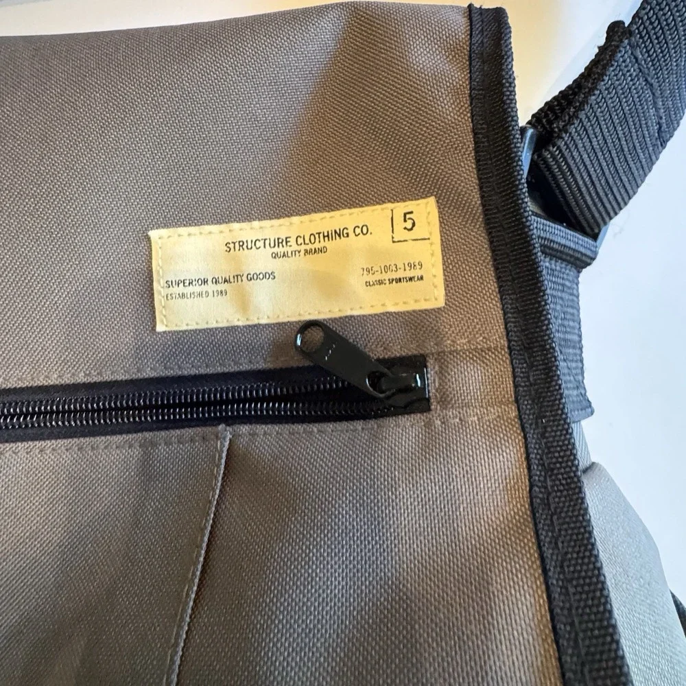 NWT Vintage Structure Clothing Co. Crossbody Messenger Bag - Green &‎ Black